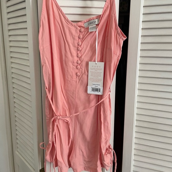 YIREH Hudson Romper in Peach. Size Large - Picture 6 of 8